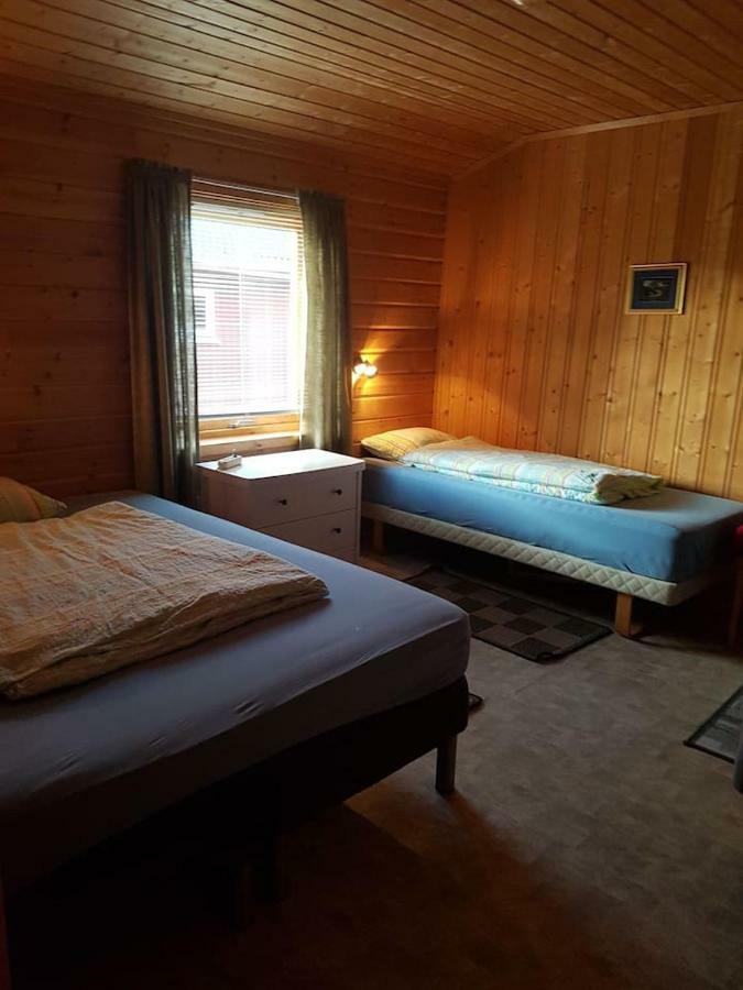 Lyngsalpan Cruise Lodge - Rodtinden Nord-Lenangen Ngoại thất bức ảnh